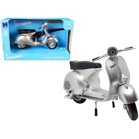 NewRay Vespa 150 GS Diecast Motorcycle Model, 1/12, Silver