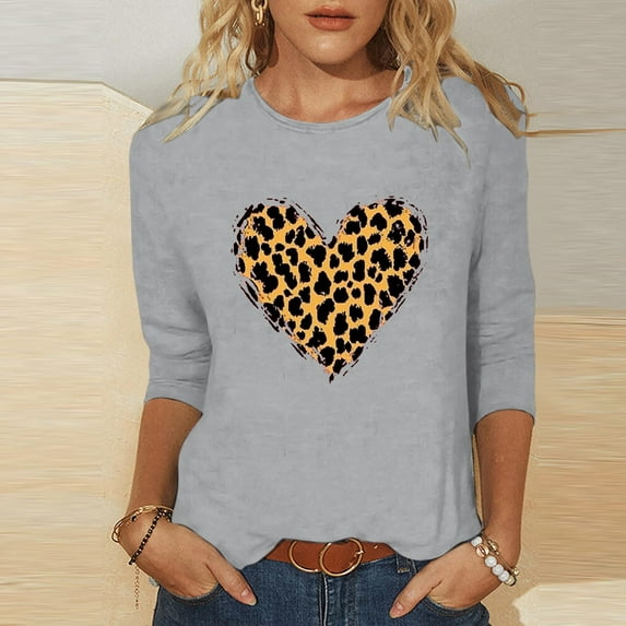 Vetsdori Womens Valentine Shirts 3/4 Sleeve Plus Size Blouses Summer Graphic Casual Crew Neck,Cute Gifts for Girlfriend Tops for Junior