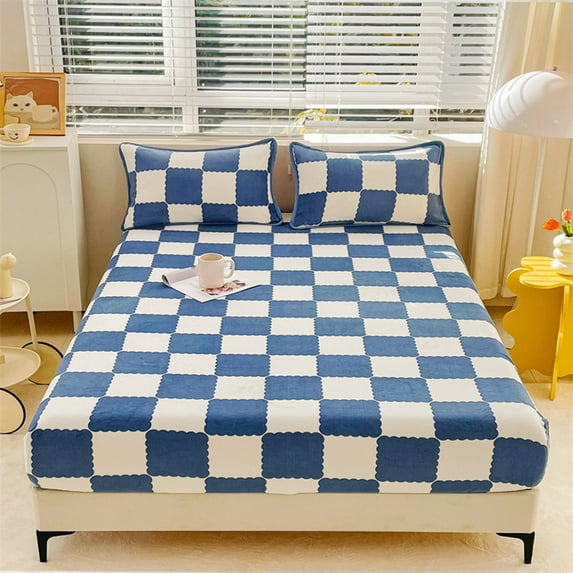 Vggrvlo Queen/King/Full/Twin Size Luxury Soft Black Silky Sheets for Hair and Skin Breathable & Cooling Soft and Wrinkle Free