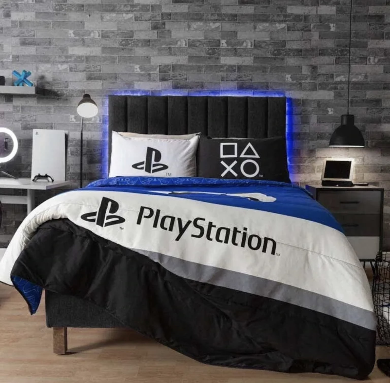 Vianney 2-Piece Playstation 5 Comforter Set, Twin