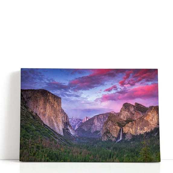 Vibrant Sunset Over Tunnel View in Yosemite National Park - Wrapped Canvas Print Wall Art | 30" W x 20" H