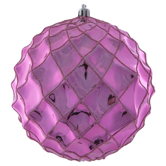 Vickerman 6" Mauve Shiny Form Ball Drilled Wired 4/Bag. Add texture and shimmer to your holiday decorating projects with this geometric shaped ball. It features glitter accents along the edges of the