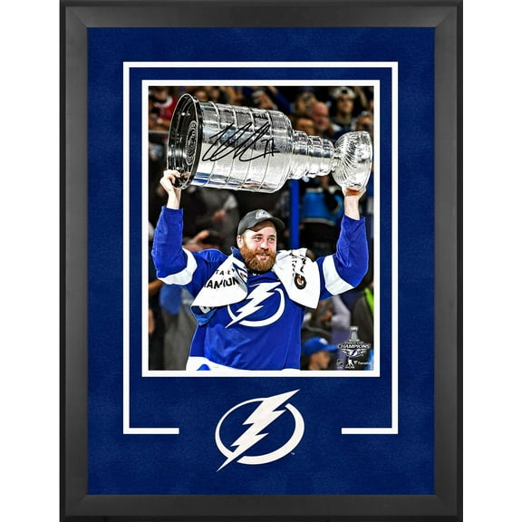 Victor Hedman Tampa Bay Lightning 2021 Stanley Cup Champions Deluxe Framed Autographed 16" x 20" Raising Cup Photograph - Fanatics Authentic Certified