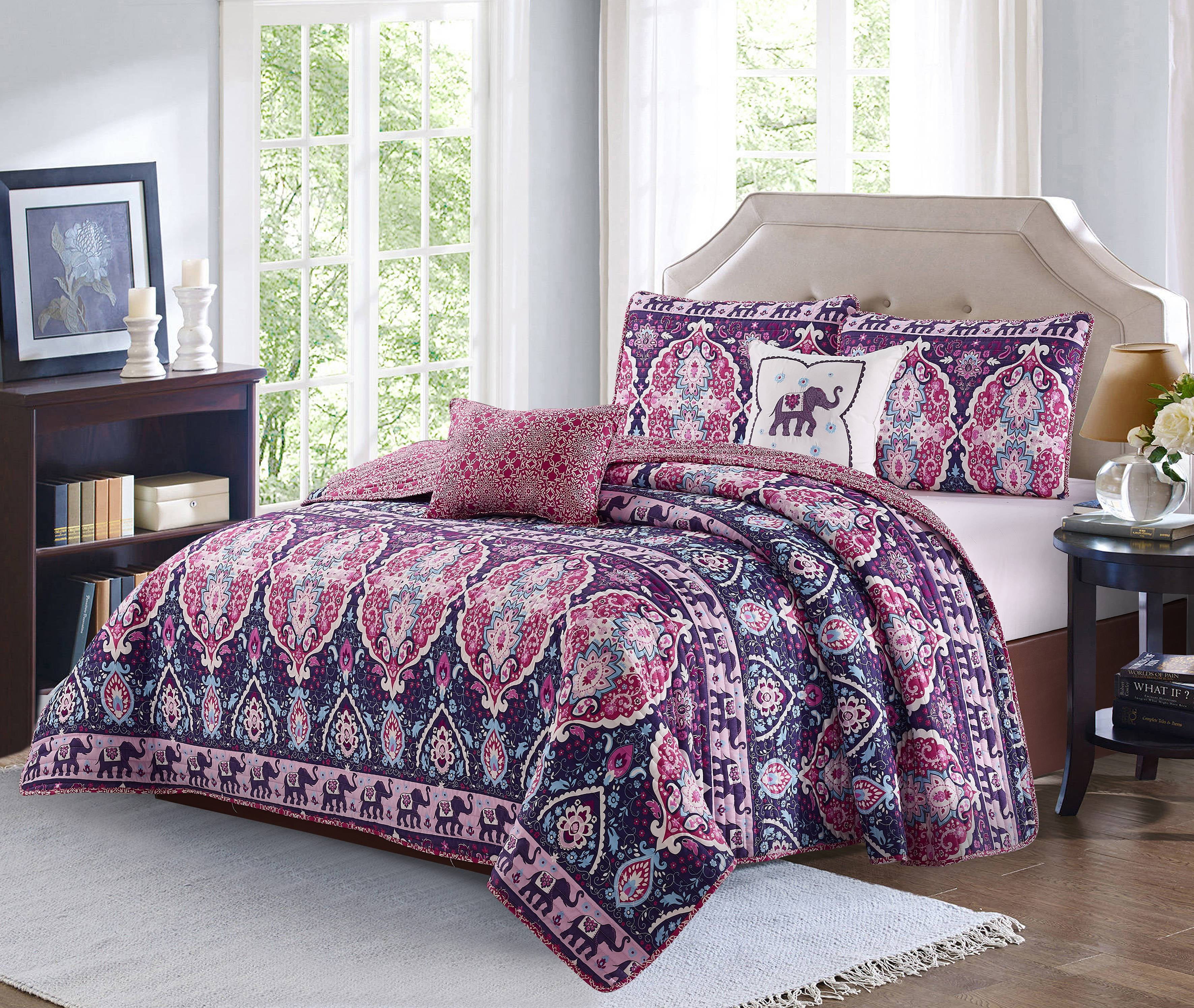Victoria 4 piece Quilt Set Twin/Twin-XL