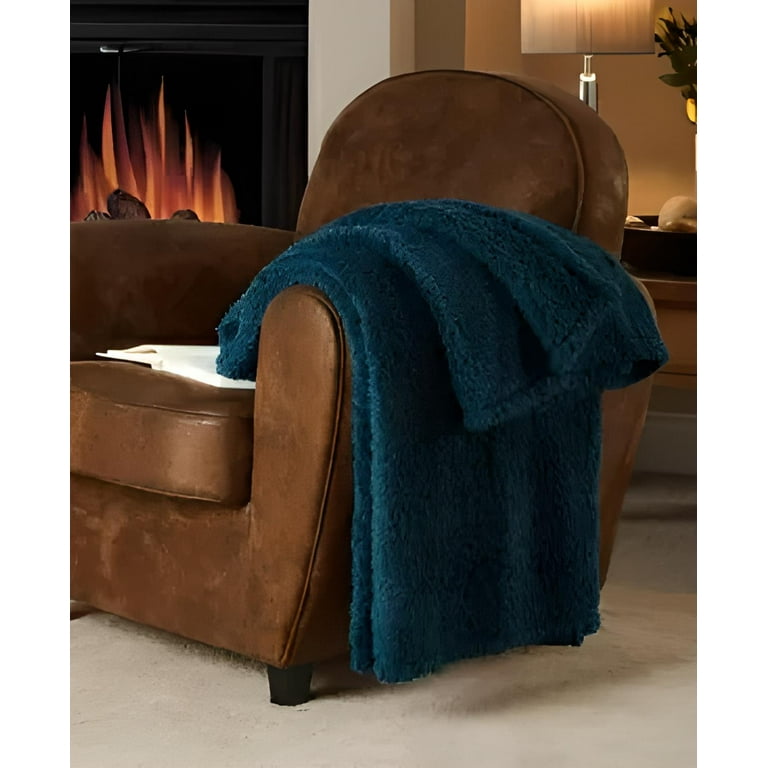 Victoria Classics Fireside NAVY Sherpa Throw 50 x 60