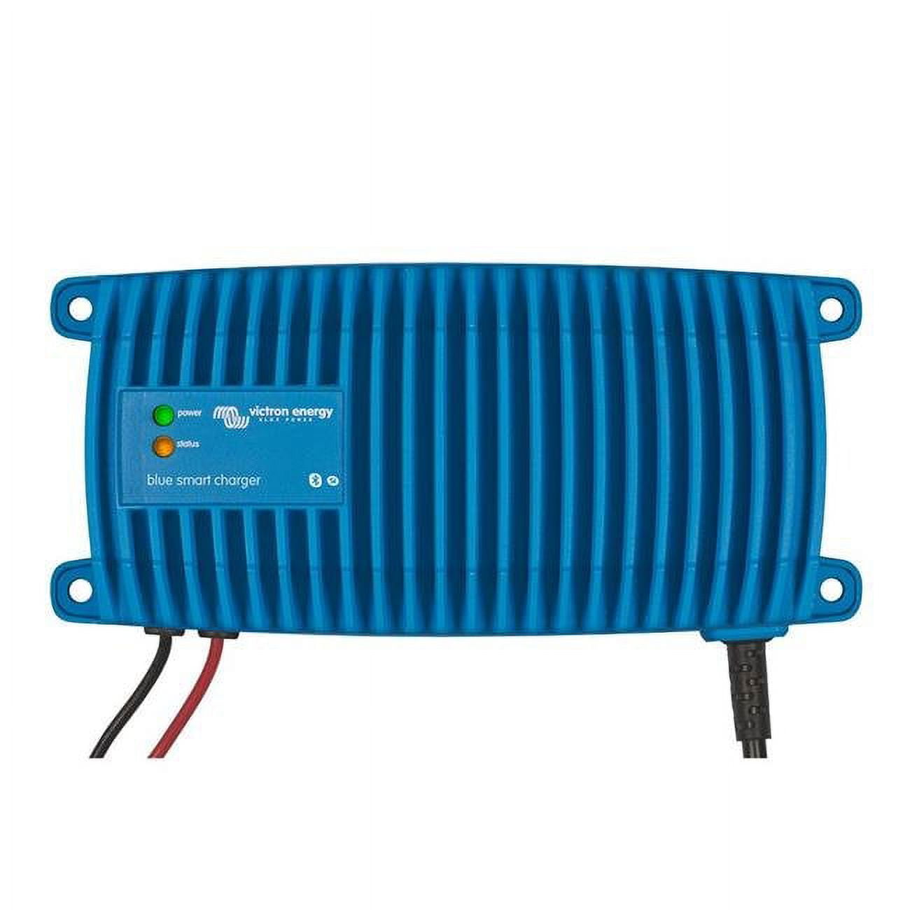 Victron Energy BPC122515106 12 VDC 25 Amps Blue Smart IP67 Charger