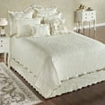 thumbnail image 1 of Vienna Oversized Light Cream Woven Matelasse Scroll Bedding Queen Coverlet Set, 1 of 3