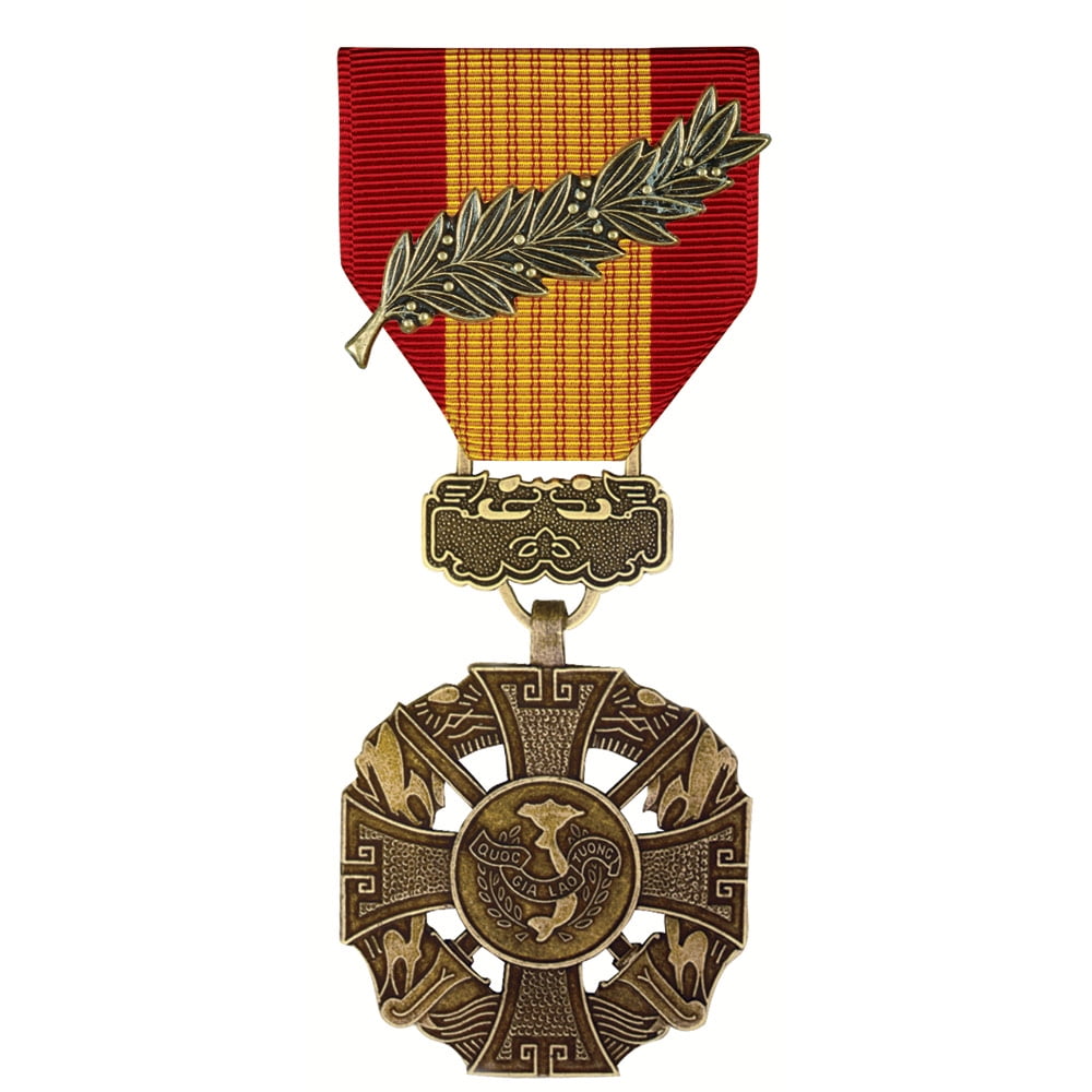Vietnam Gallantry Cross Medal With Palm Full Size