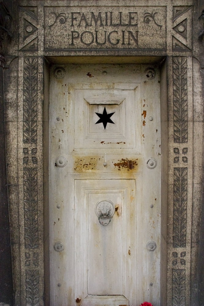 View Of A Front Door Paris France Canvas Art - David DuChemin Design Pics (24 x 36)