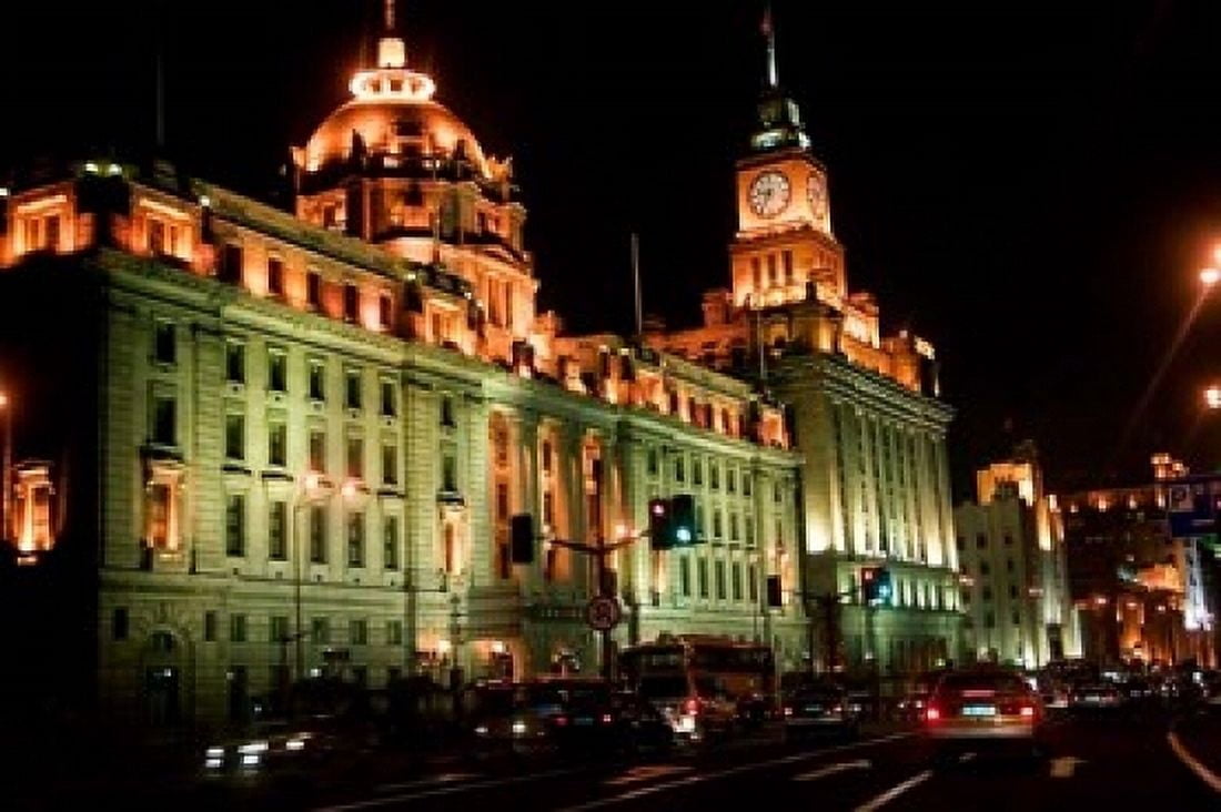 View of Colonial-style Buildings Along the Bund Shanghai China Canvas Art - Keren Su DanitaDelimont (24 x 15)