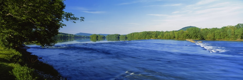 View of the Susquehanna River Harrisburg Pennsylvania USA Canvas Art - Panoramic Images (6 x 18)
