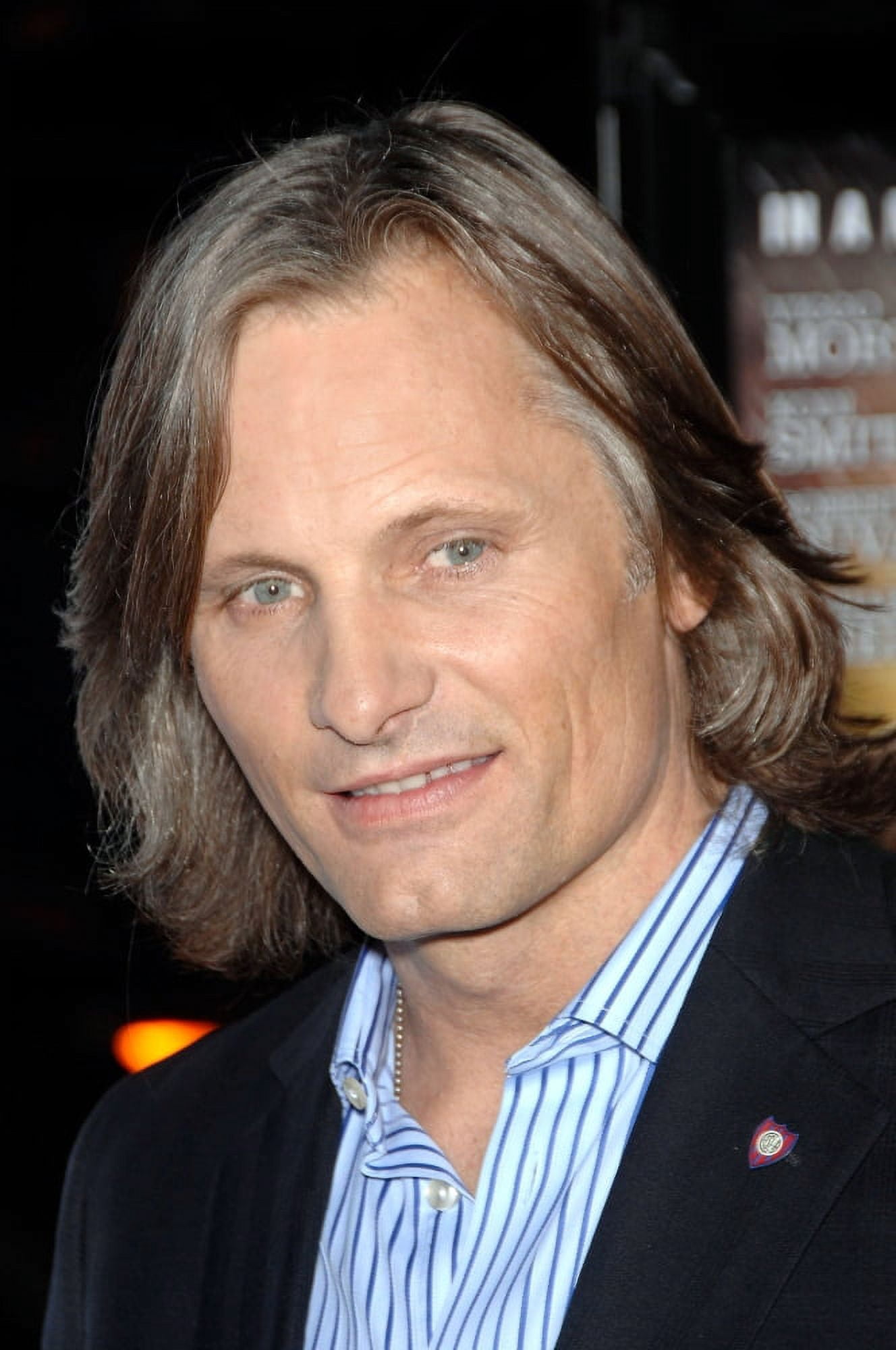 Viggo Mortensen At Arrivals For Afi Fest 2009 Gala Screening Of The Road & A Tribute To Viggo Mortensen Canvas Art - (16 x 20)