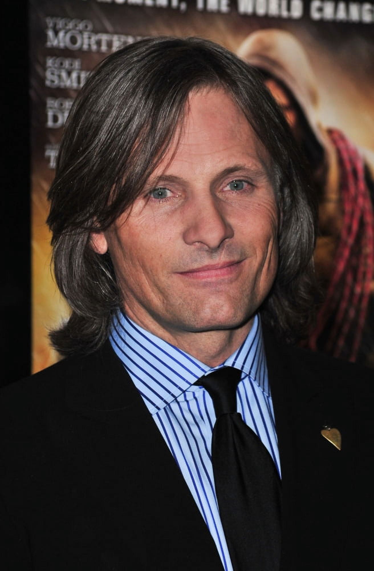 Viggo Mortensen At Arrivals For The Road New York Premiere Canvas Art - (16 x 20)