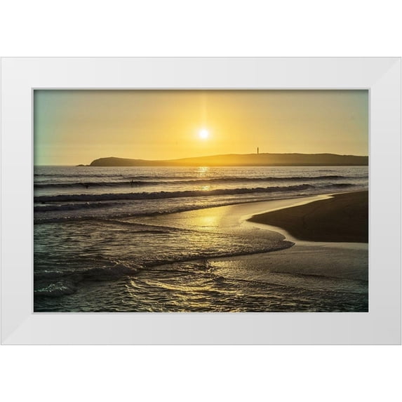 Villa, Mlli 14x11 White Modern Wood Framed Museum Art Print Titled - Beach Sun