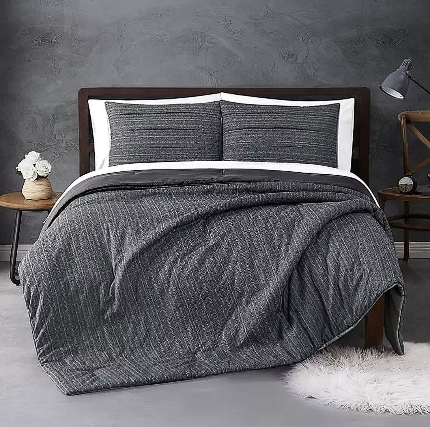 Vince Camuto 3pc Comforter Set with Bonus Tote KingCal King Gray