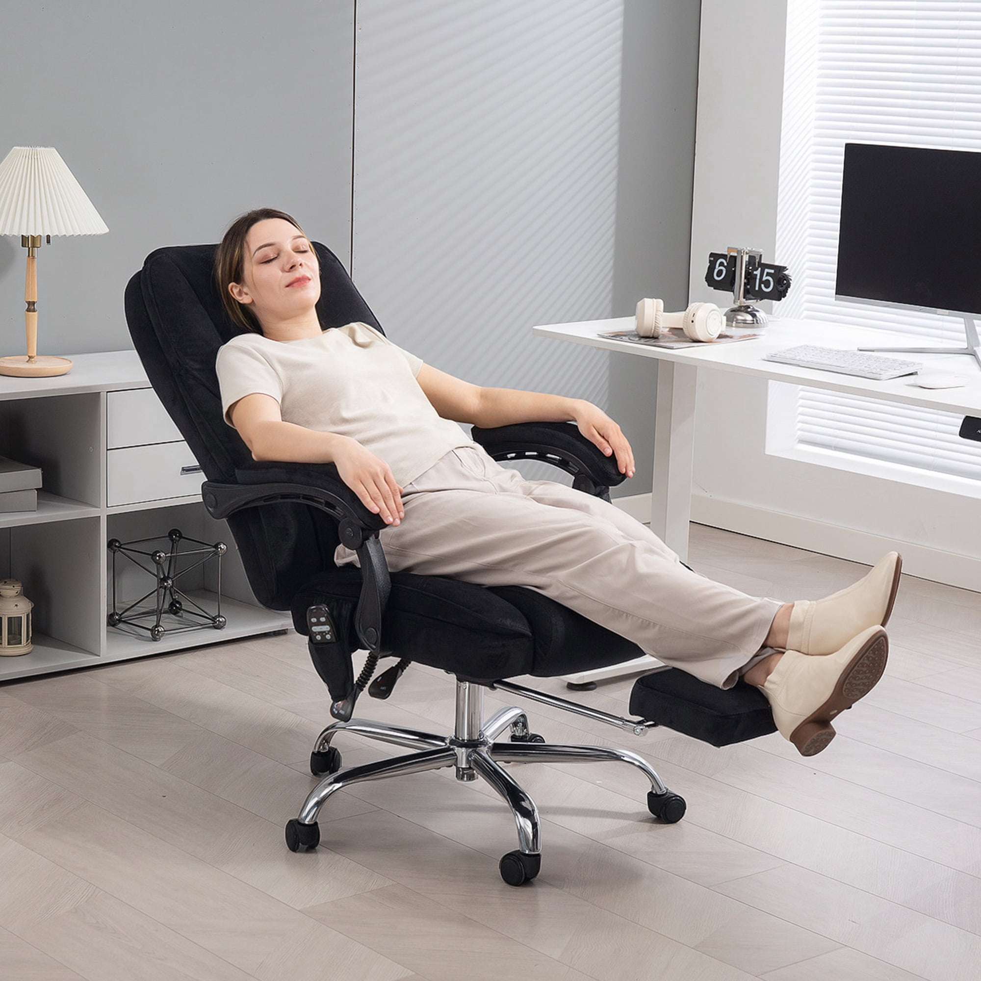 Vinsetto Executive Massage Office Chair, Heated Computer Desk Chair with Adjustable Height and Footrest, Black