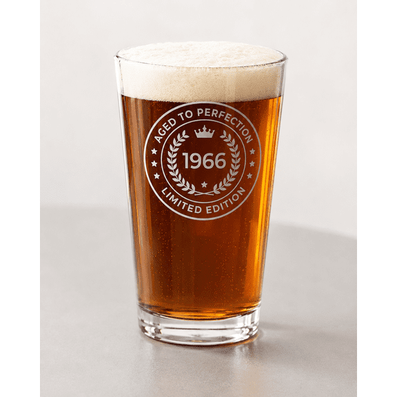 Vintage 1966 Etched Pint Glass Funny 60th Birthday Beer Gift for Men Women 16oz Party Supplies, Cheers to Turning 60, Anniversary Decorations & Favors, Circle