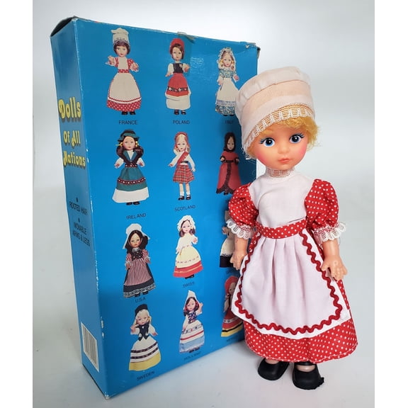 Vintage 1984 Lido Dolls of All Nations - FRANCE