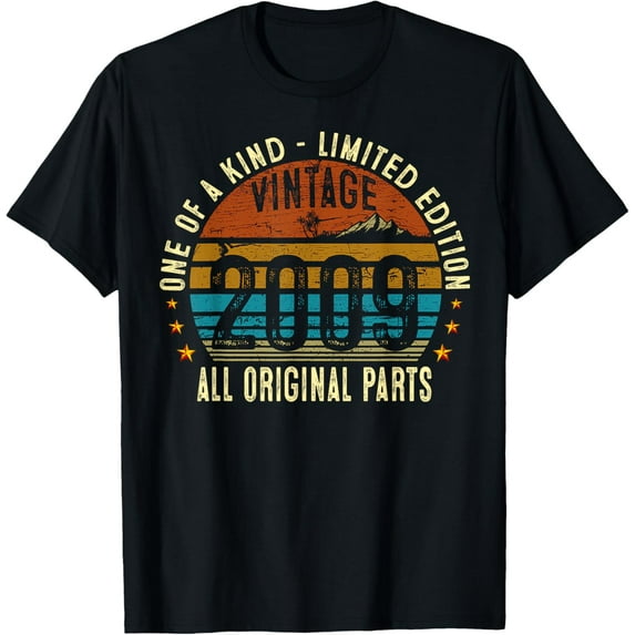 Vintage 2009 16 Years Old Men Boy Girl 16th Birthday Gifts T-Shirt