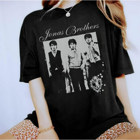 Vintage 20th Anniversary Of Jonas Shirt, Living The Dream Tour 2025 Shirt,Black Color,Size L