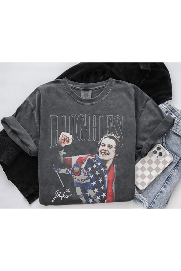 Vintage 90s Style Hockey Graphic T-Shirt, USA Ice Hockey Fan Tee