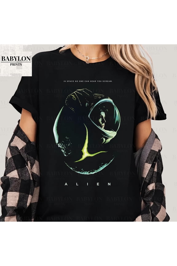 Vintage Alien Movie T-Shirt, Retro Horror Movie Bootleg T Shirt Faded Black Oversized T-Shirt, Sigourney Weaver Ripley Aliens 1979 T Shirt