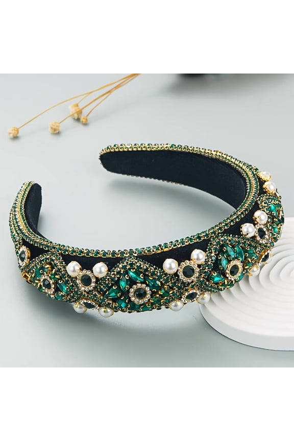Vintage Baroque Style Women's Headband - Elegantly embellished with rhinestones and faux pearls, made of velvet fabric, suitable for formal occasions, weddings, and parties. Wedding headband.