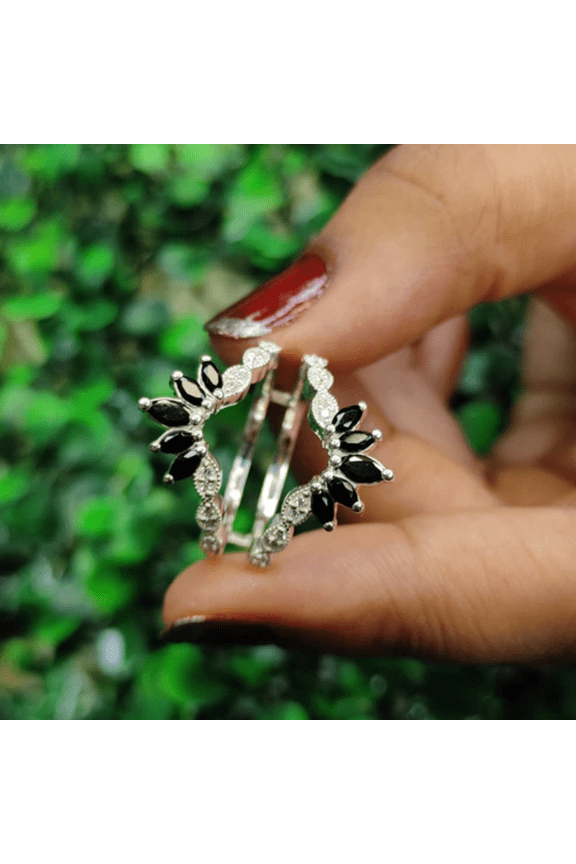 Vintage Black Onyx and White Sapphire Ring Guard- 925 Sterling Silver- Promise Ring