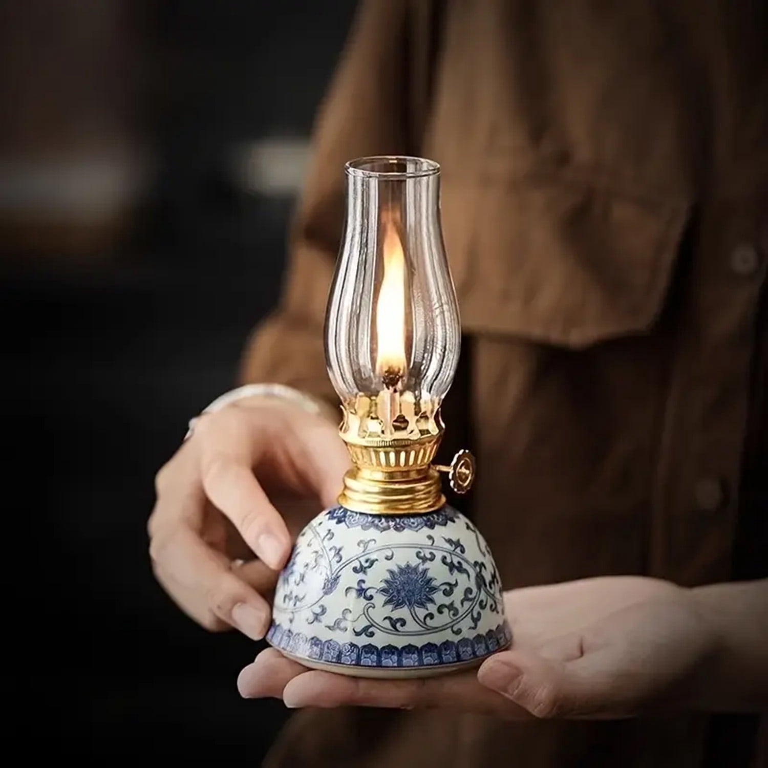 Vintage Blue Porcelain Oil Lamp, Decorative Night Light for Home Office Tea Rooms