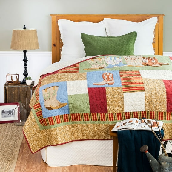 Vintage Boots Full/Queen Quilt