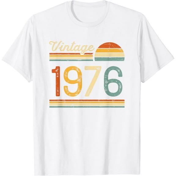 Vintage Born in 1976 Retro Birthday T-Shirt