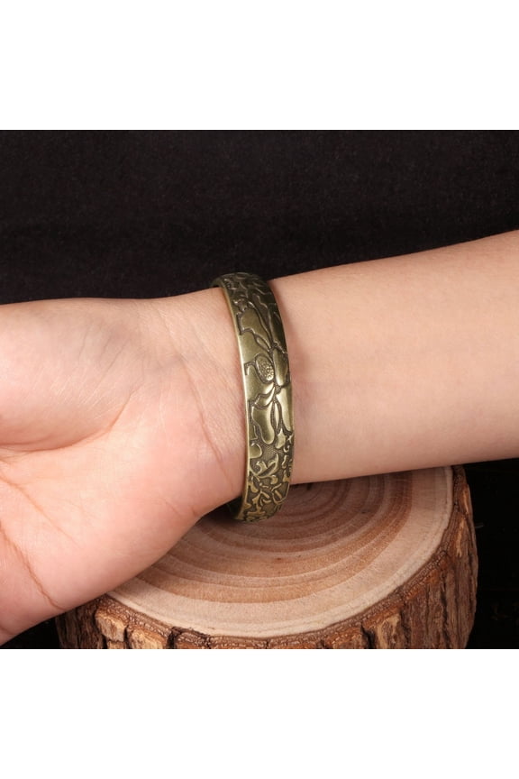 Vintage Bracelet Solid Ancient Brass Cuff Collectible Jewelry for Men and Women Retro Style Historical Accessory