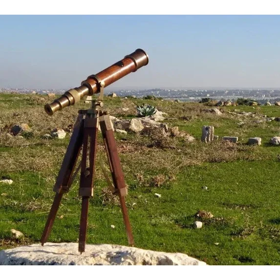 Vintage Brass Telescope with Wooden Stand – Nautical Decor for Collectors, Sailing Memories & Maritime Display