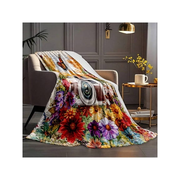 Vintage Camera Print Flannel Throw Blanket - Soft, Washable, All-Season for Sofa Bed Camping - Durable Tear-Resistant Fabric, Plaid Style, Home Decor