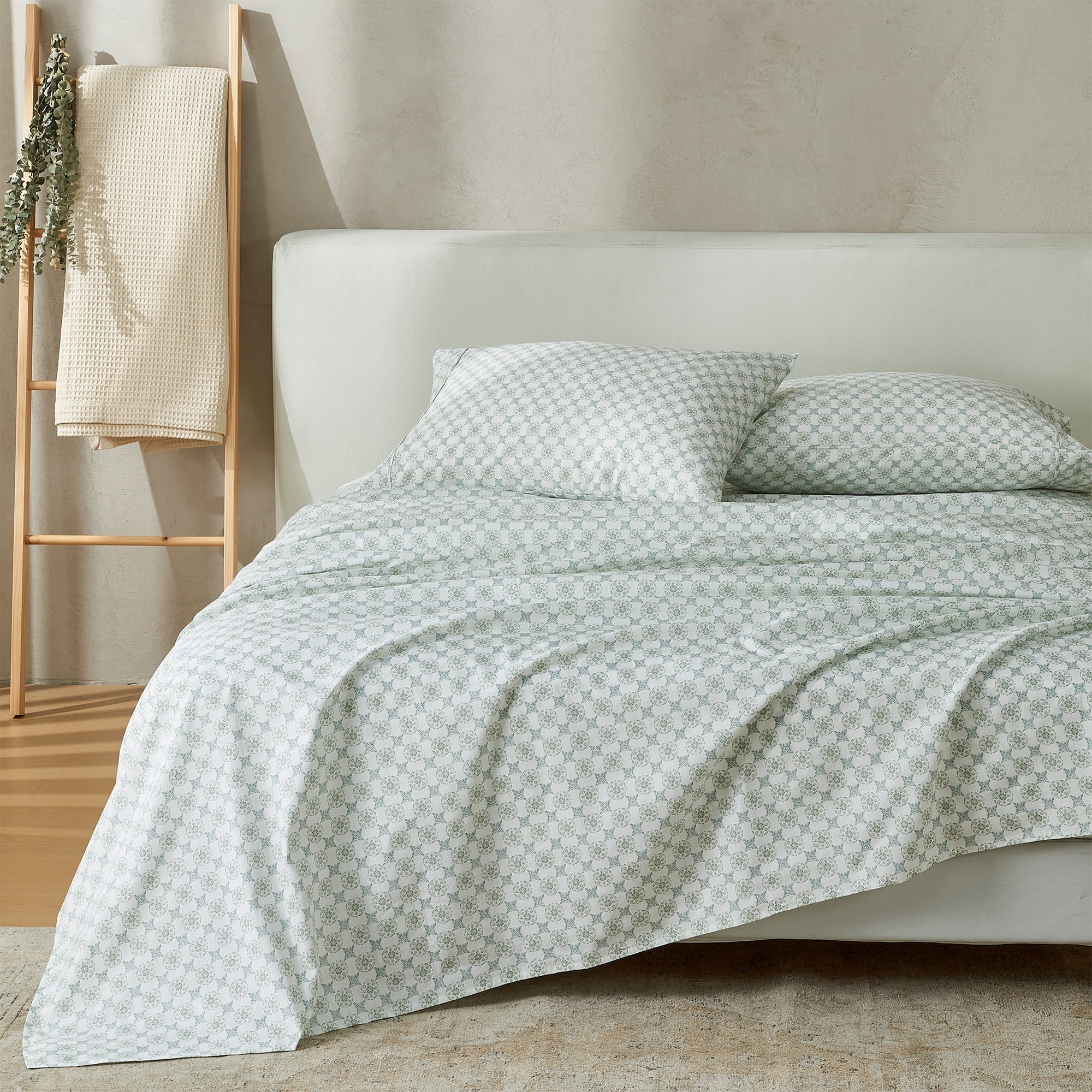 Full Sage Green Floral Cotton Percale Sheet Set, 4 Pieces
