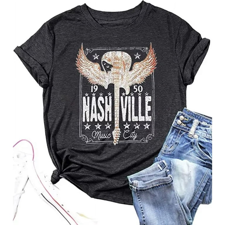 Womens Mash Distressed Logo T-Shirt Womens Mash Distressed Logo T-Shirt