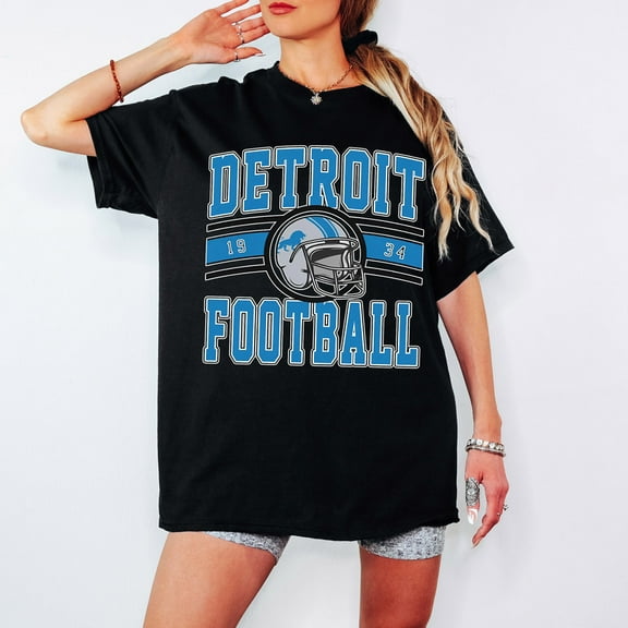Vintage Detroit Football Tshirt For Man Woman, Unisex Sports Gear, Football Game Day Shirt, Detroit Fan Tee, Vintage Lion Tee