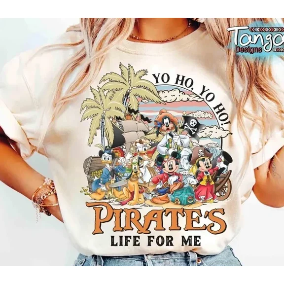 Vintage Disney Pirates of the Caribbean Mickey & Friends T-shirt Disneyland ,Sand Color,Size L
