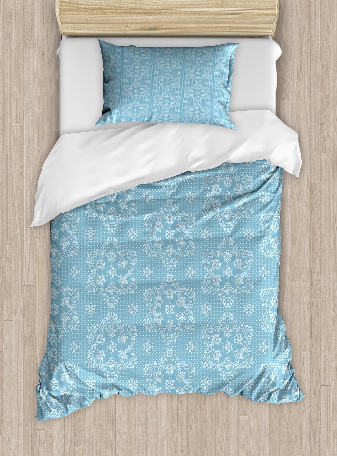 Twin Blue and White Snowflake Duvet Cover Set