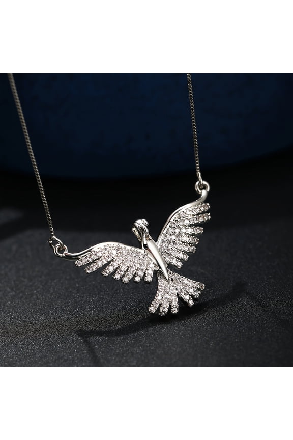 Vintage Elegant Eagle Wing Pendant Necklace for Women, 18K Golden Plated Copper with 108 Shiny zirconia Inlays, Clavicle Chain for Daily And Party Occasions,【silvery】