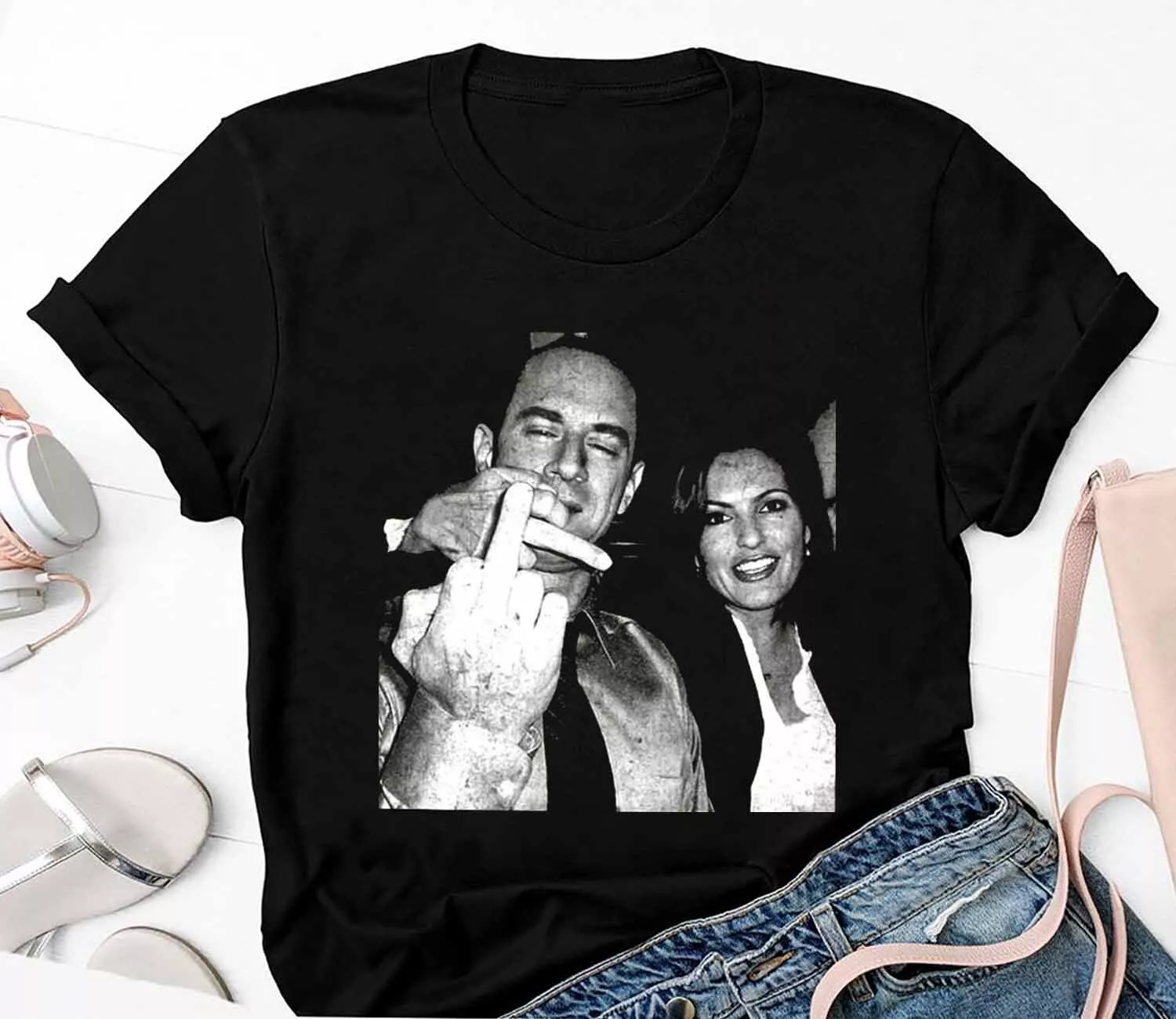Vintage Elliot Stabler And Olivia Benson T-Shirt - Walmart.com