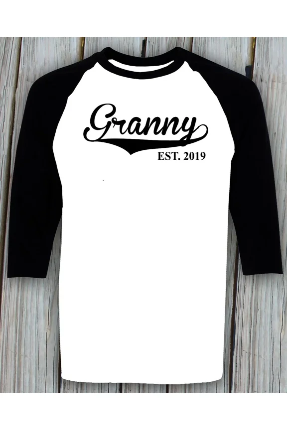 Vintage Granny Est. 2019 T-Shirt Birthday Christmas Mothers Day Gift New Grandma Nana - Perfect Gifts For Everyone