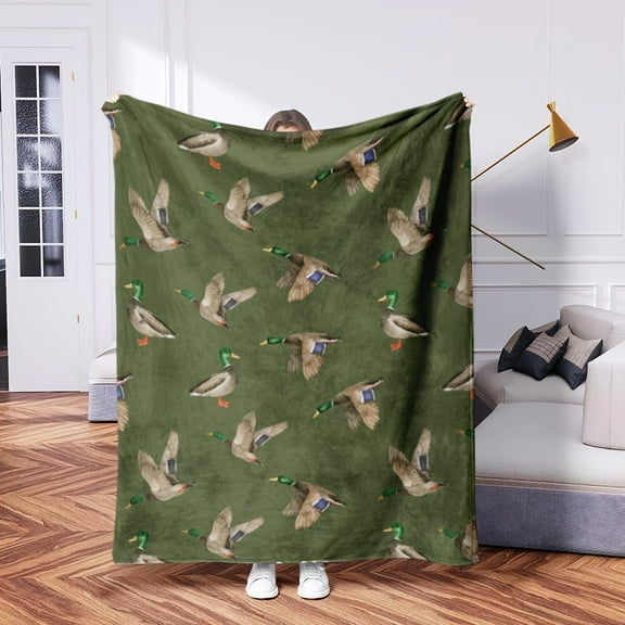 Vintage Green Head Duck Pattern Flannel Blanket , Warm & Cozy for Naps, Camping, Travel, and Home Decor Tropical Style AllSeason Gift for Friends, Family, and Loved Ones, Cozy Blanket