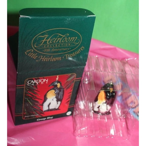 Vintage Group Hug (Penguins) Carlton Cards Christmas Tree Ornament CXOR-154Y