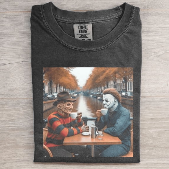 Vintage Halloween Graphic T-shirt, Ivory Color, Size L
