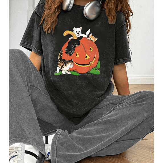 Vintage Halloween Pumpkin Print Tops Cute Cat Lovers T-shirts Short Sleeve Casual Graphic Tees for Daily Outfits Acid Washed Shirts Black,S