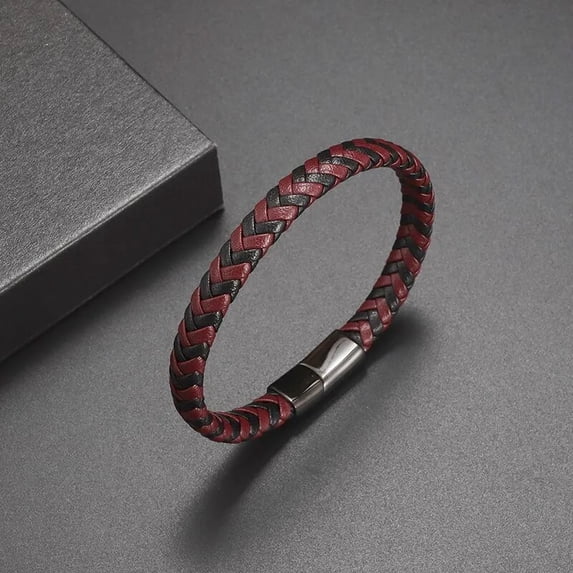 Vintage Handwoven Black Leather Bracelet with High Quality Metal Buckle Suitable for Men\'s Personalized Charm Wristband Jewelry