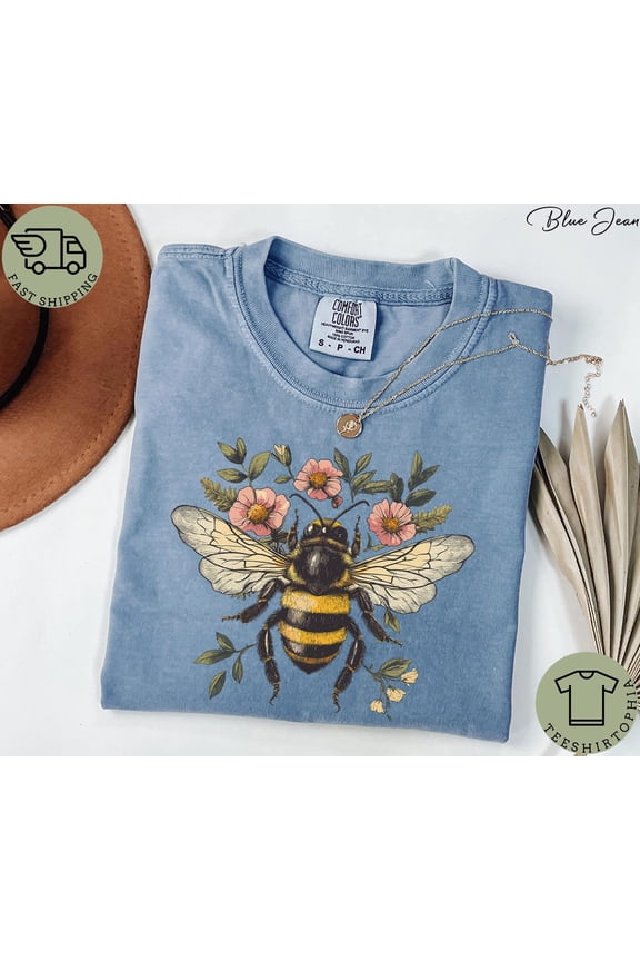 Vintage Honey Bee Botanical Flower Bumble Bee Nature Cottagecore Aesthetic Wildflower Bee T-Shirt All Size S-3XL