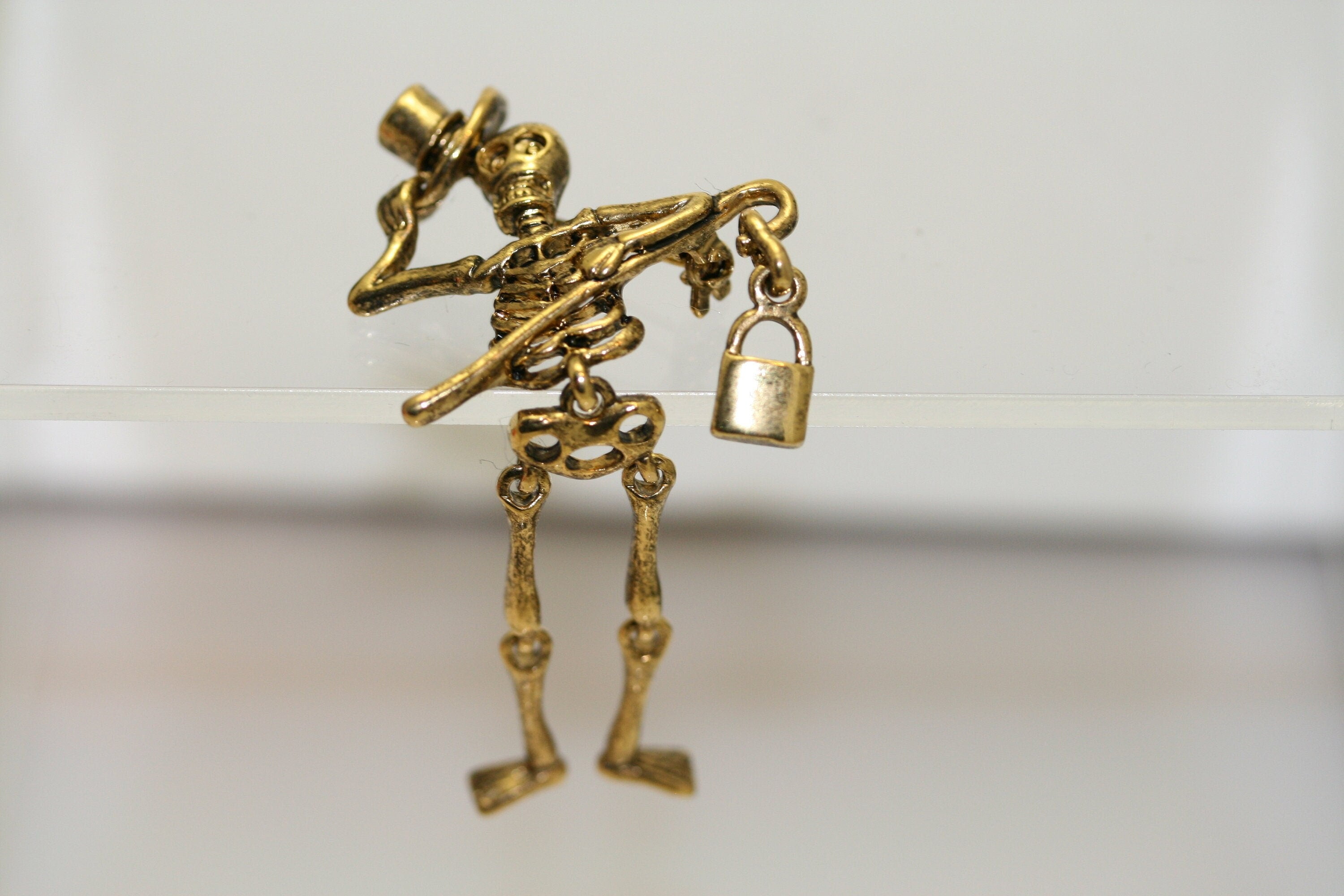 Vintage Jewelry Adorable Antique Gold Tone Moveable Skeleton Halloween ...