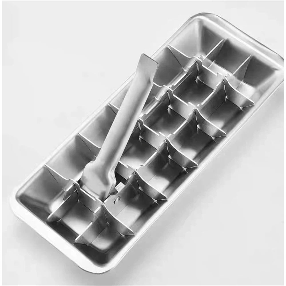 Vintage Kitchen Ice Cube Tray – 18 Slot Ice Cube Maker with Easy Release Handle – Stainless Steel（silvery）